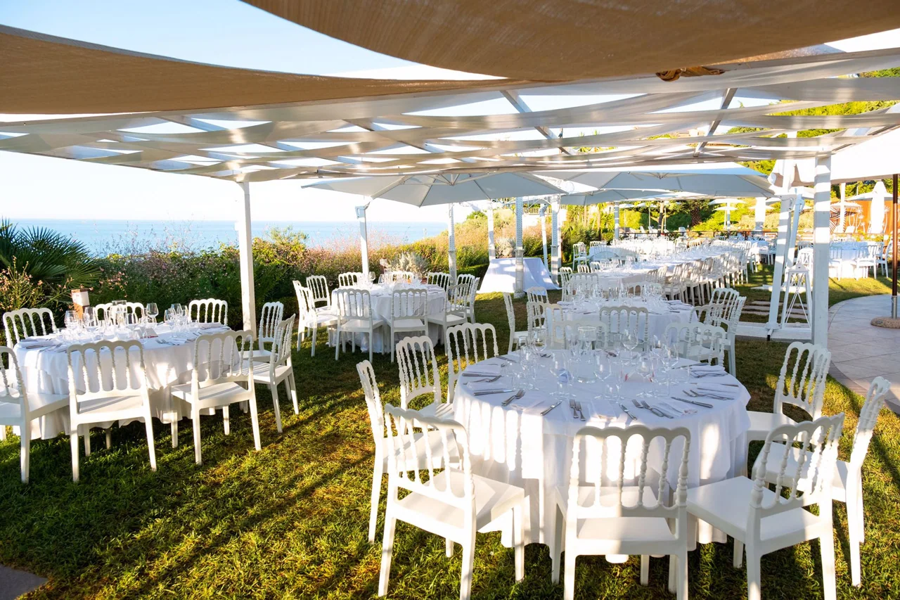 Casa Ferretti — hotel 3 stelle a Silvi Alta, tra le colline e il mare, 